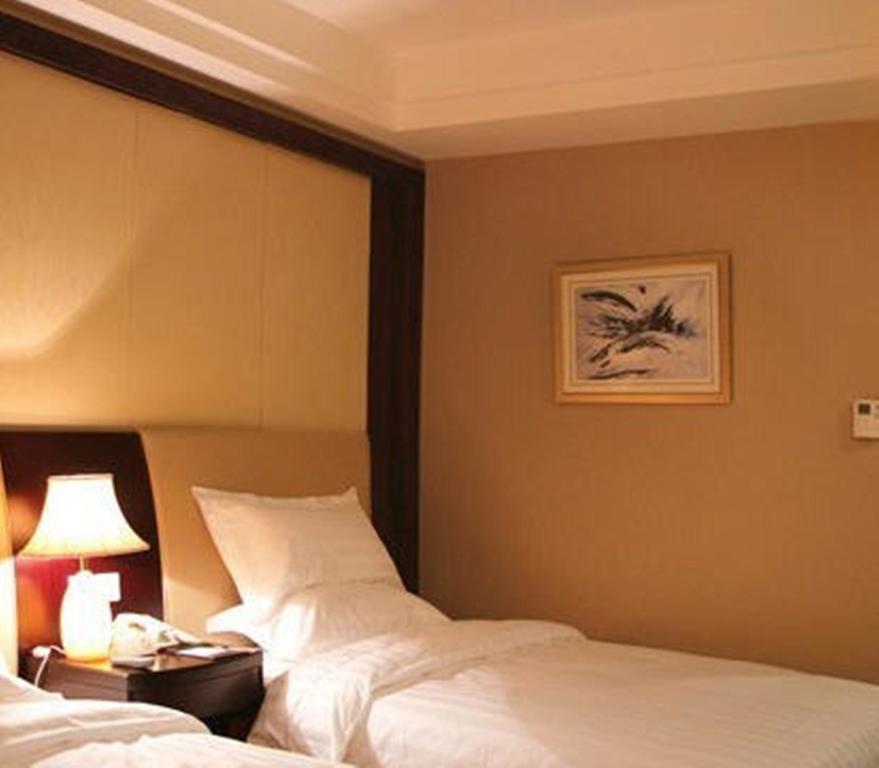Jinjiang Inn - Shanghai Xinsong Road Екстер'єр фото