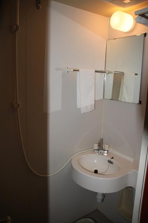 Jinjiang Inn - Shanghai Xinsong Road Екстер'єр фото
