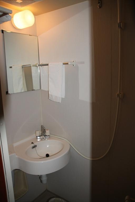 Jinjiang Inn - Shanghai Xinsong Road Екстер'єр фото