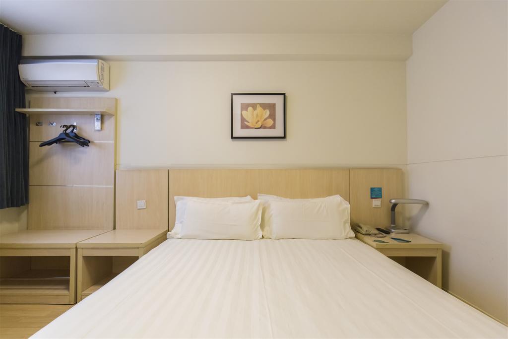 Jinjiang Inn - Shanghai Xinsong Road Екстер'єр фото