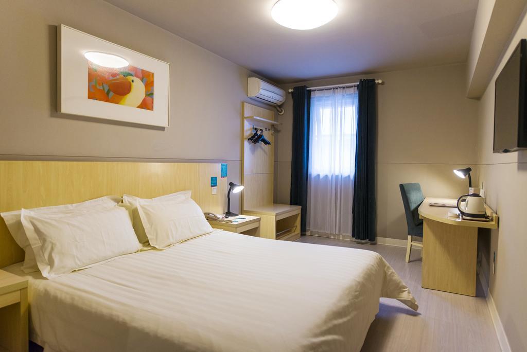 Jinjiang Inn - Shanghai Xinsong Road Екстер'єр фото
