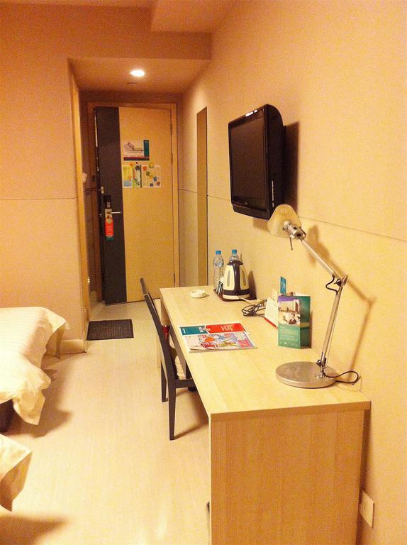 Jinjiang Inn - Shanghai Xinsong Road Номер фото